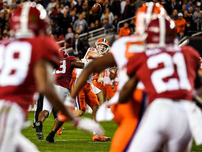 trevor-lawrence-alabama-throw.jpg